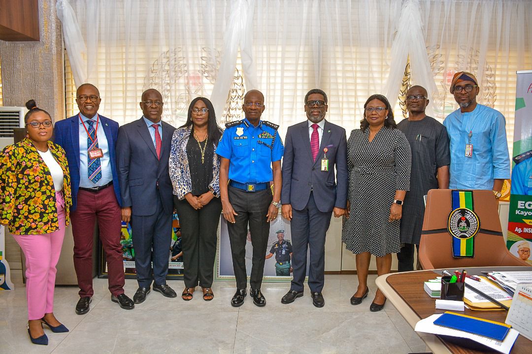 DG - NLRC (center-right) AND Ag. IGP (center-left) both flanked by Management Staff of NLRC